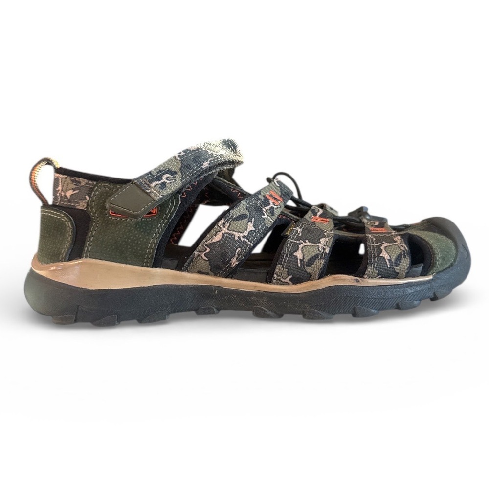 KEEN Kids Water Sandals Camo Size 4 Youth